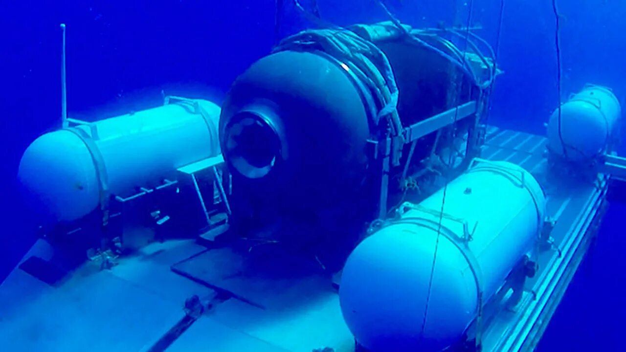 Батискаф титаник пропал. Батискаф титаник последние. Подводный аппарат. Батискаф джеймса кэмерона. Обломки батискафа титан.