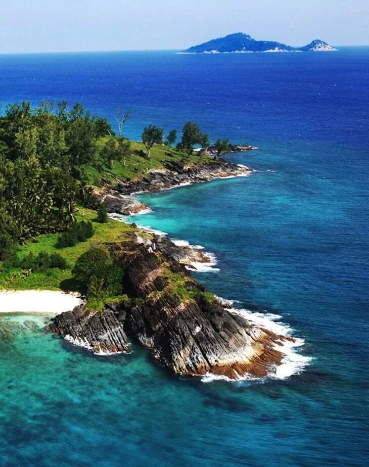 Остров Сейшелы. Остров Маэ Сейшелы. Индийский океан Сейшельские острова. Персеверанс остров на Сейшелах.