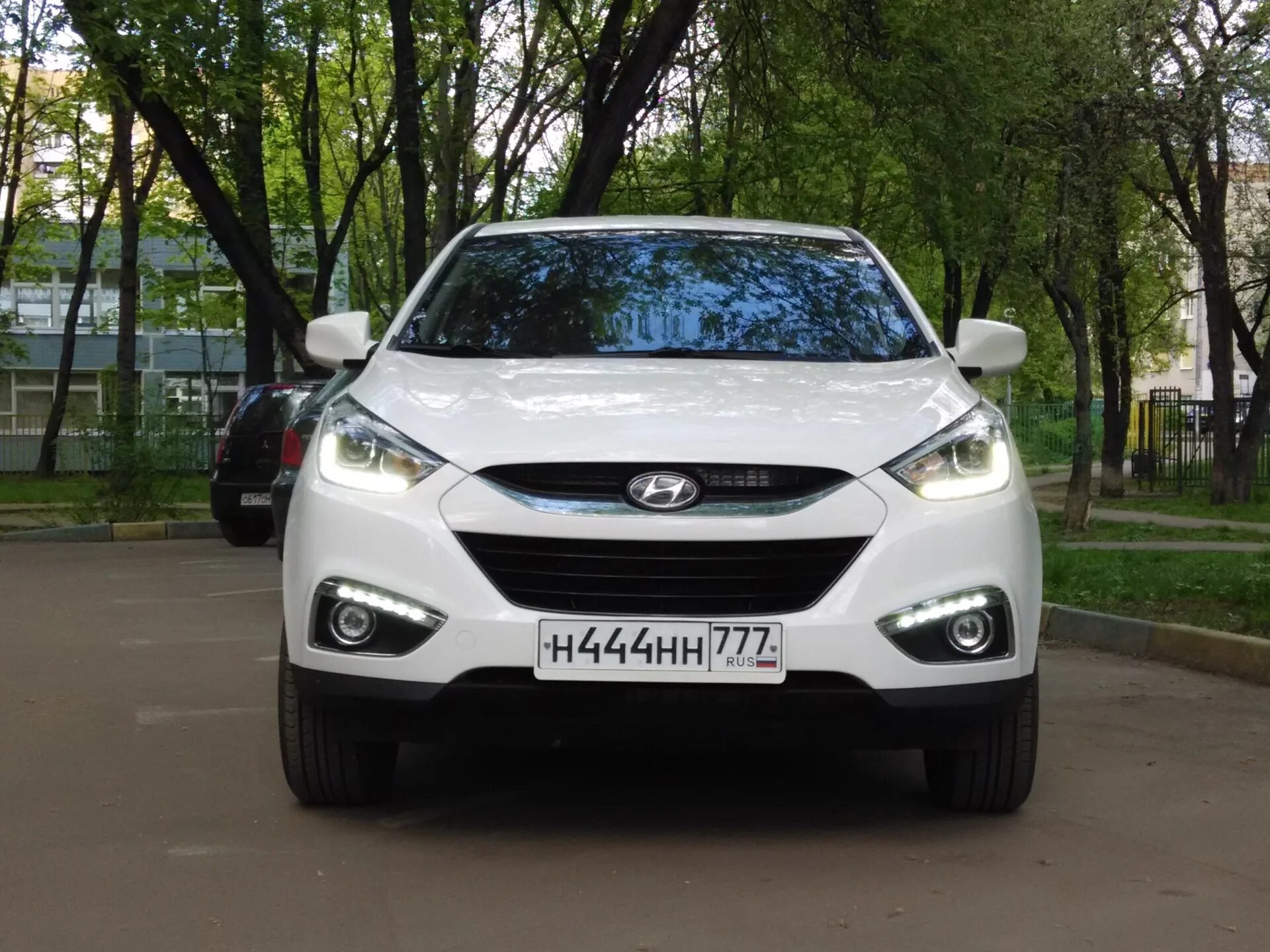 Ксенон 21 век. Hyundai ix35 гос номер 200. Хендай с номерами. Гос номера Хендай Икс 35 2012г. Хендай гос номер 2012.