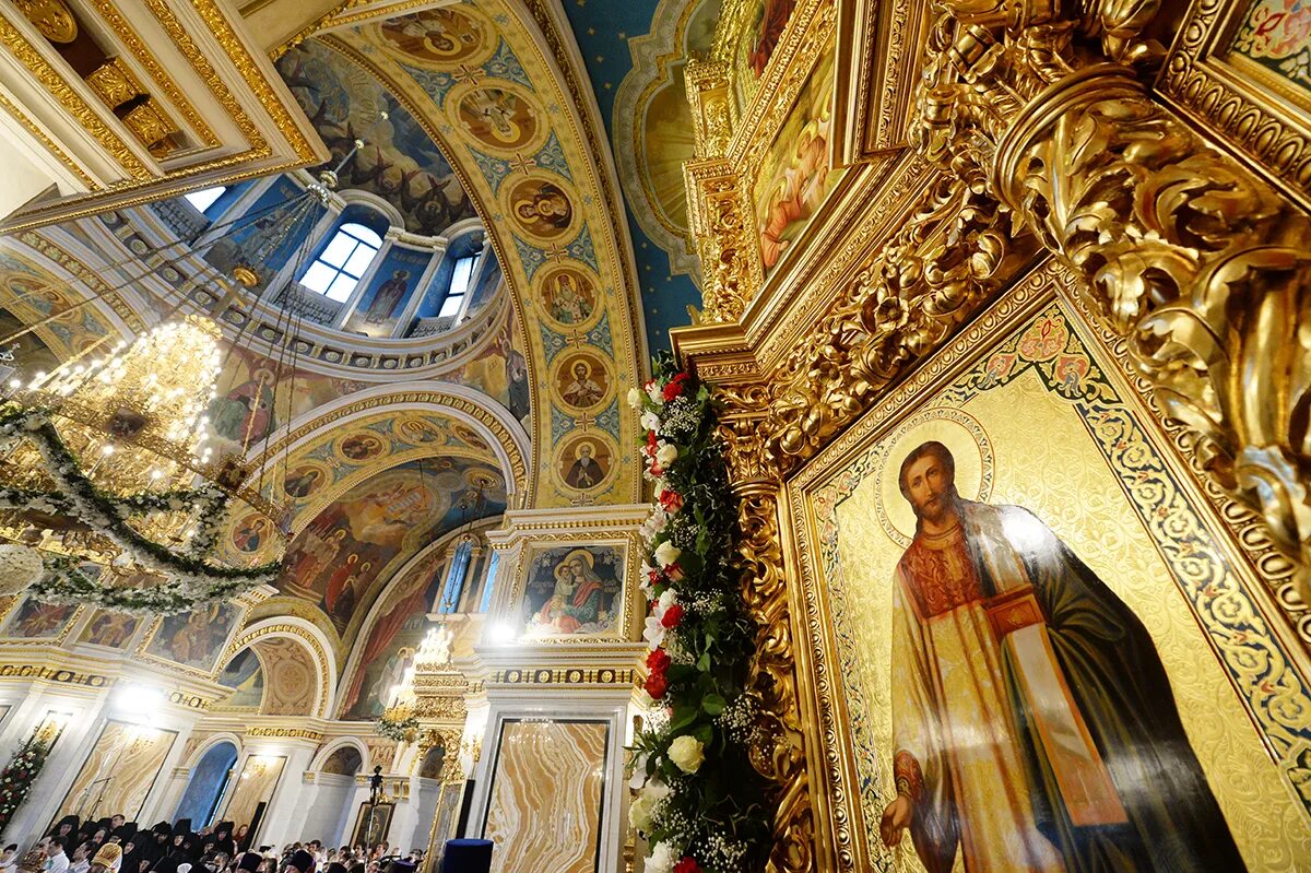 патриаршая проповедь в праздник благовещения пресвятой богородицы. храм христа спасителя храм рождества христова. празднование рождества пресвятой богородицы в храме. рождество пресвятой богородицы богослужение. рождественский сочельник служба в церкви.