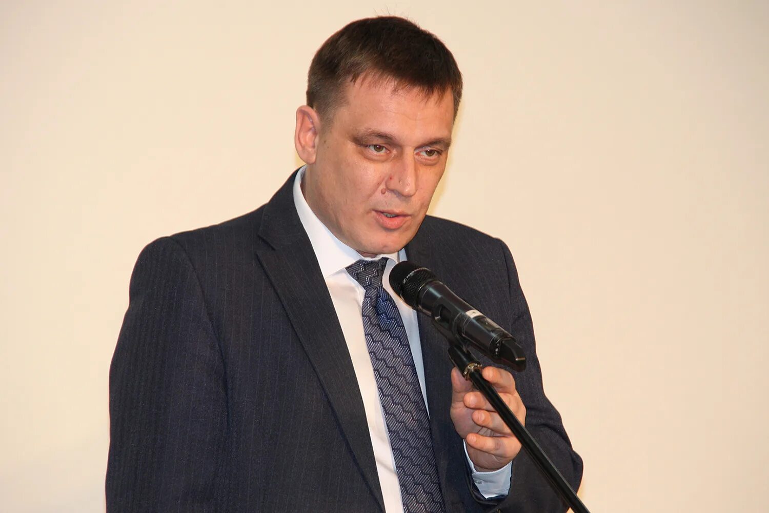 руководитель министерства славский