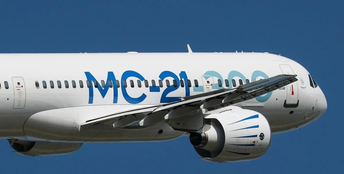 МС-21 И SSJ. МС 21 100. МС 100 самолет. Мс21 Sukhoi Superjet. Мс 21 характеристики