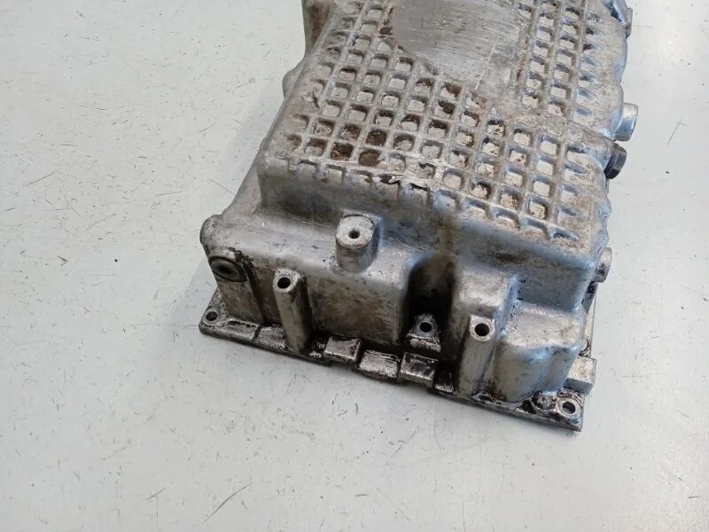 Поддон чери тигго. Chery 484f1009011ma поддон масляный. 484f1009011ma. 484f-1008112. поддон чери фора 2.0 номер.