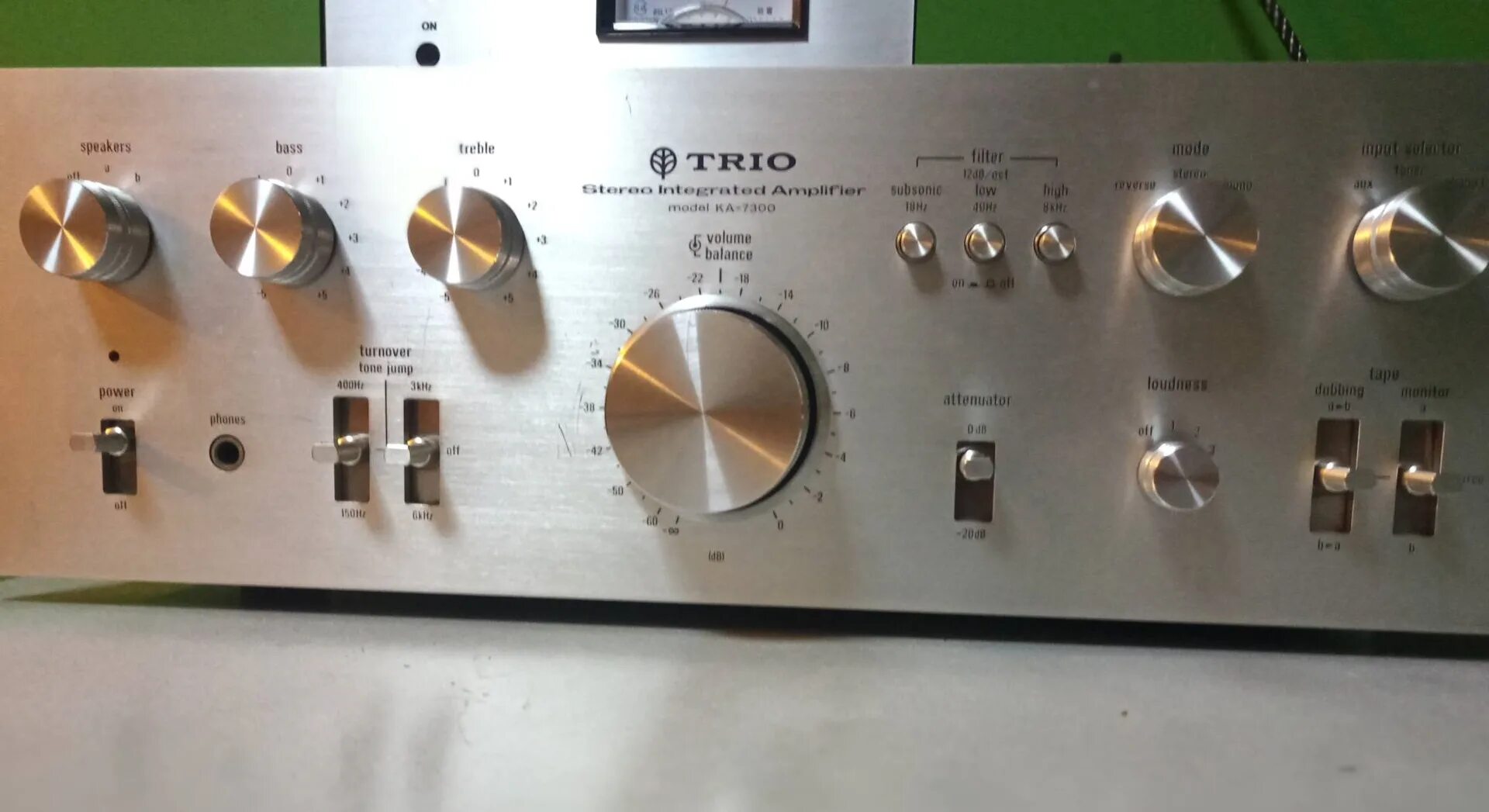 Усилитель trio ka-9006. Trio - kenwood ka-8700 усилитель. Trio ka-7100d. Усилитель трио ка 7100д. Trio/kenwood ka-7300.