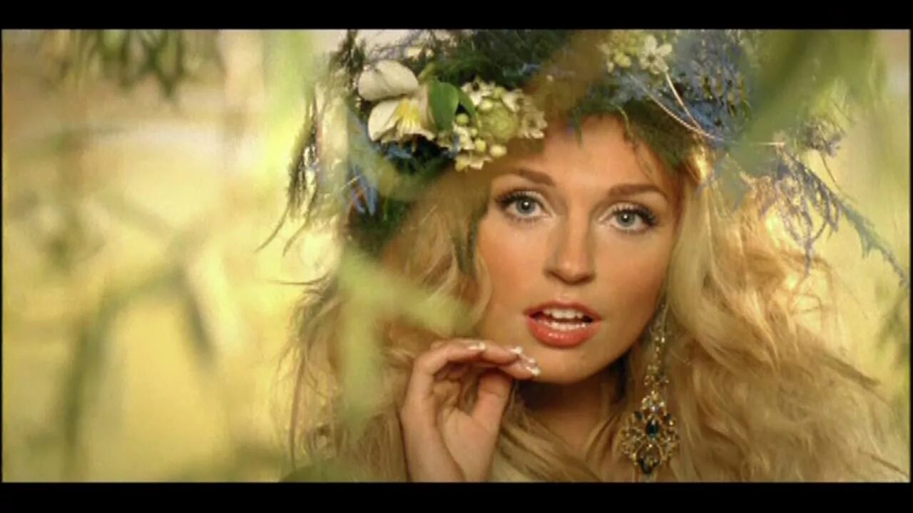 фабрика звезд зажигают огоньки. группа фабрика зажигают огоньки. зажигают огоньки фабрика обложка. группа фабрика зажигают огоньки. фабрика зажигают огоньки клипы.