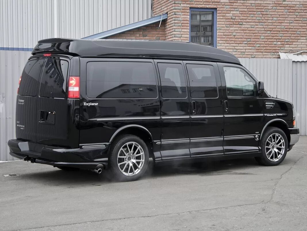 Микроавтобус экспресс. Шевроле экспресс эксплорер. фургон chevrolet explorer. chevrolet express ii 2014. chevrolet express long.