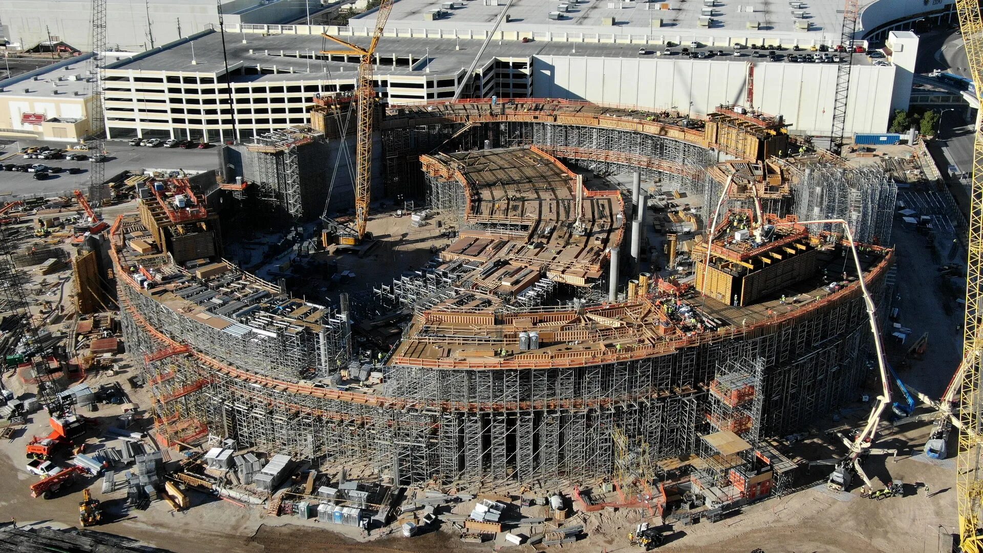 На какой стадии строительство. Msg Sphere las Vegas. Это стадион сфера в Лас-Вегасе. Sphere las Vegas внутри. Las Vegas Sphere строительство.