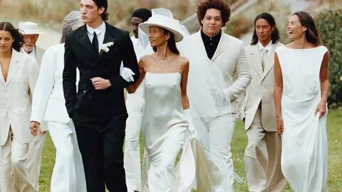 Капсула получила название "LE MARIAGE". 