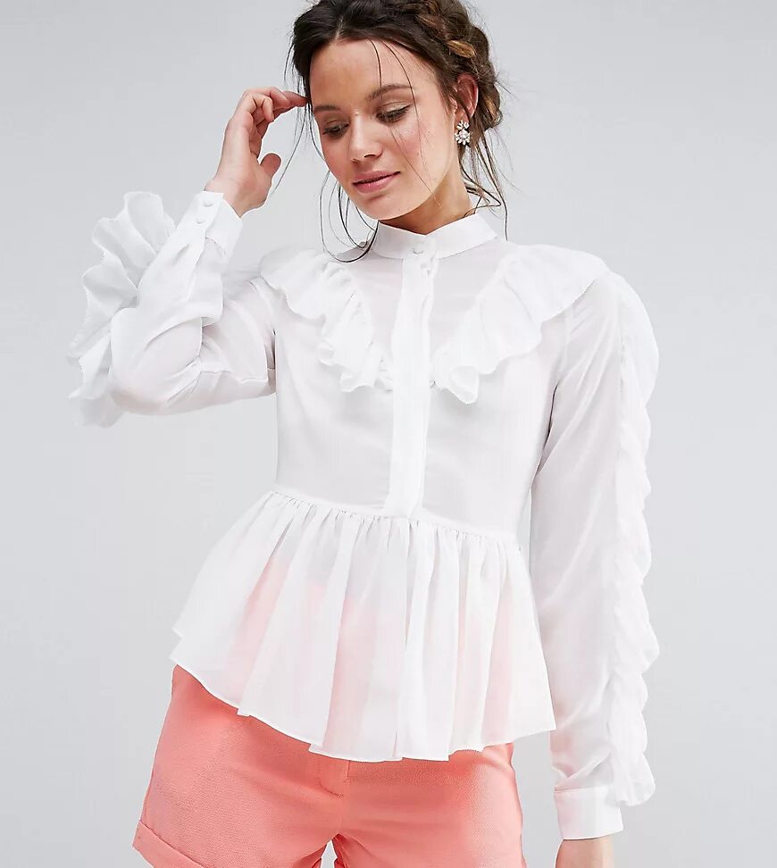 Розовая кофта с бантиками. Блузка с рюшами. Белая блузка с рюшами. Блузка женская с рюшами. Блузка с оборками.