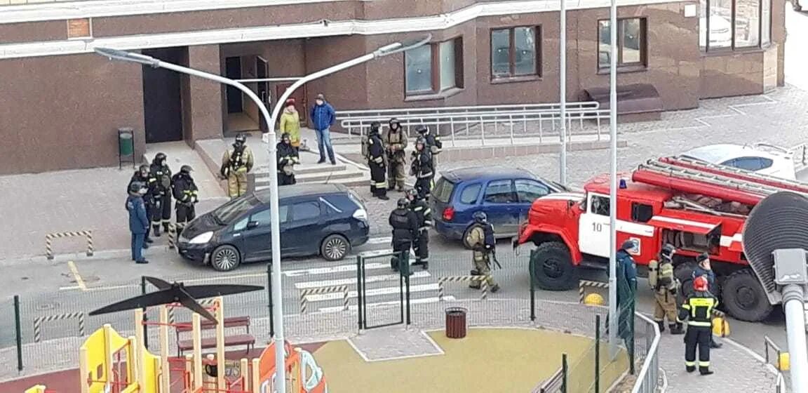 пожарная тревога в школе майнкрафт. пожарная тревога в театре геншин. учебная пожарная тревога в детском саду. учебная тревога в колледже. пожарная тревога.