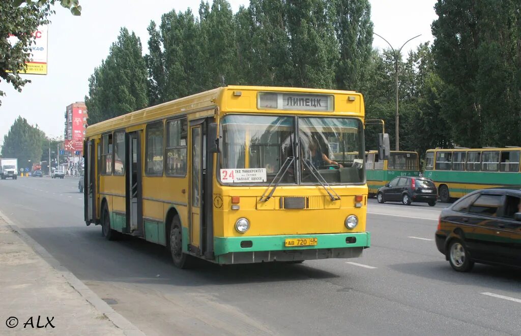 Икарус Липецкий. Липецк 2004. Автобус 146. Автобус Икарус Липецк.