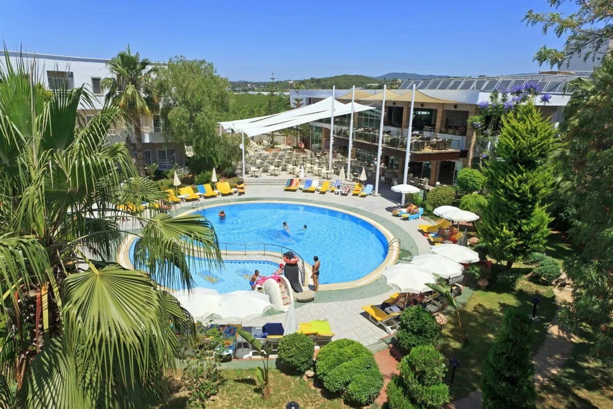 Club hotel village. Club Mermaid Village 4 Турция. Club Mermaid Village Турция, Аланья. Club Hotel Mermaid 4 Турция Аланья. Клуб Мермаид Вилладж 4 Турция отель.