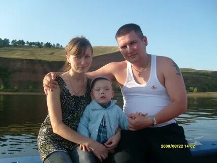 Сколько жене андрея смаева