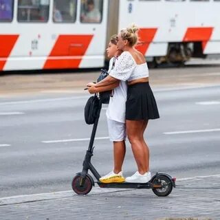 Можно ли на электросамокате вдвоем