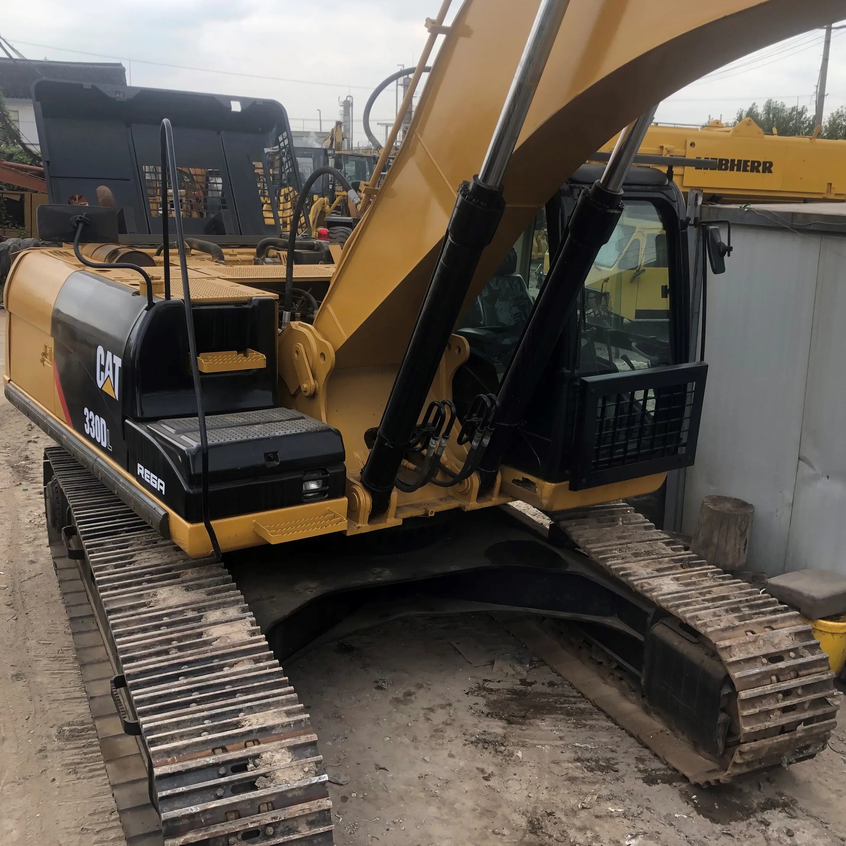 Cat 330d. Cat 330 экскаватор. Caterpillar 330d. Экскаватор we 330d.