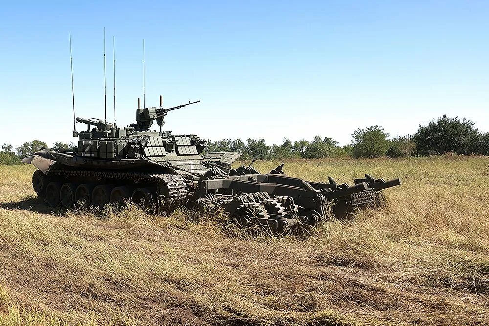 Бронированная машина разминирования бмр-3м вепрь. Бронированная машина разминирования бмр-3. Бмр-3м вепрь. Бронированная машина разминирования бмр-3м. Бронированная машина разминирования бмр-3м.