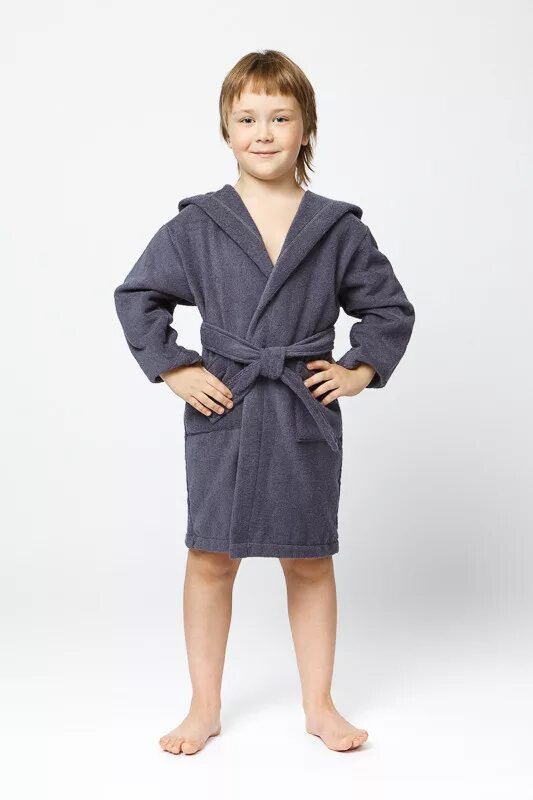 Купить халат для мальчика. Махровый халат для мальчика фирма Некст рост 170. Детские халаты. Халат подростковый махровый. Ребенок в халате.