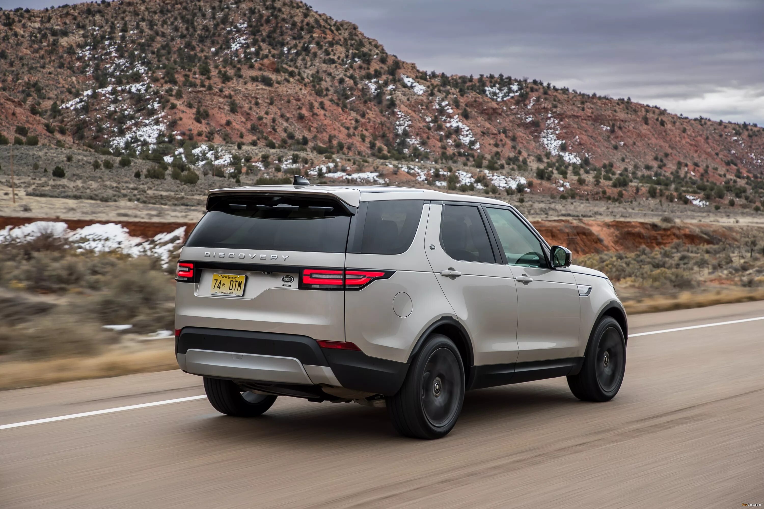 Лендровер Дискавери 2017. Ленд Ровер Дискавери 5 2017. Land Rover Discovery 2017 года. Ленд ровер дискавери 2017