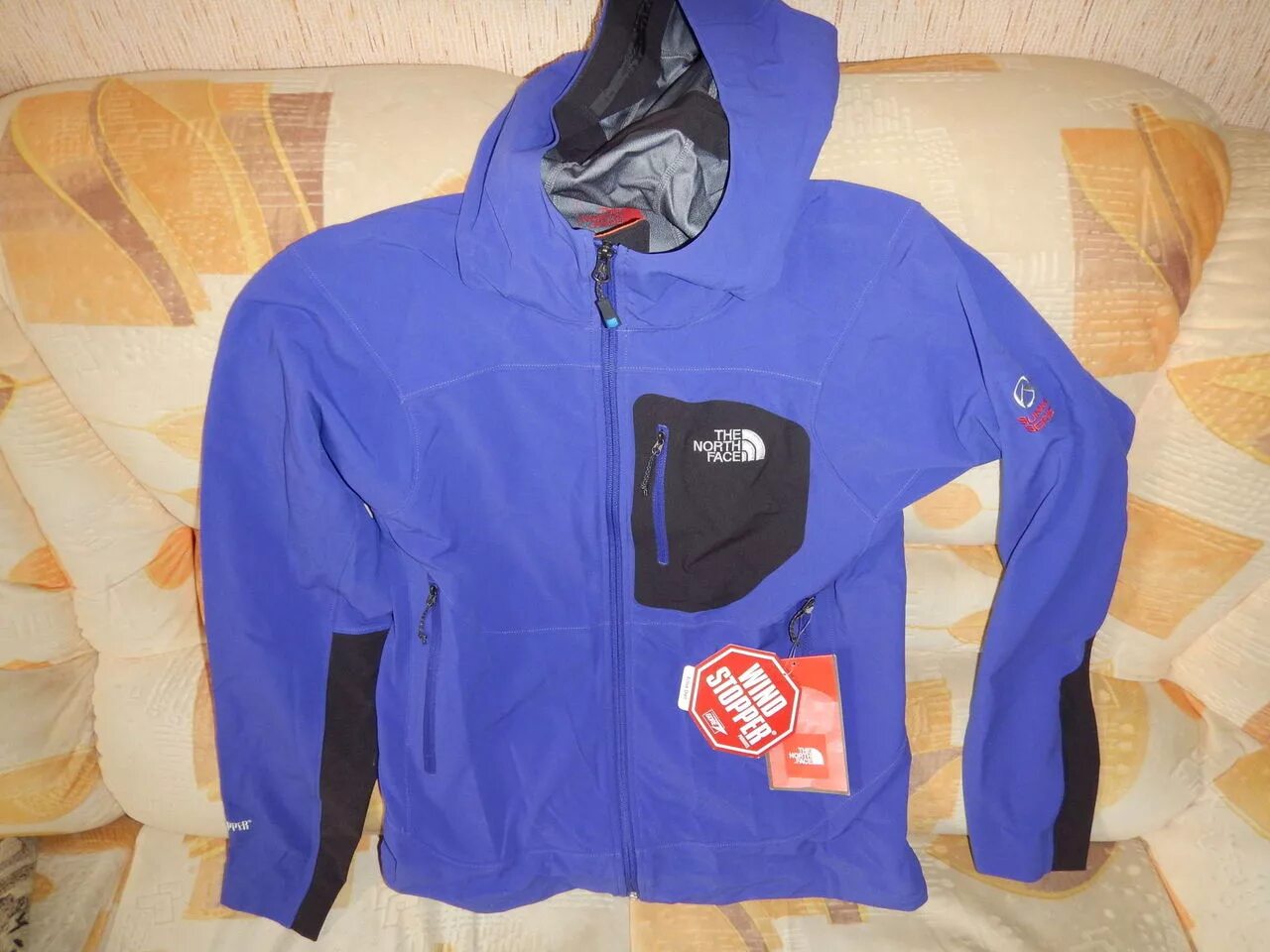 The north face summit series. Summit Series софтшелл. The North face Summit Series кофта. The North face Softshell Summit Series. The North face 700 Summit Series бирки.