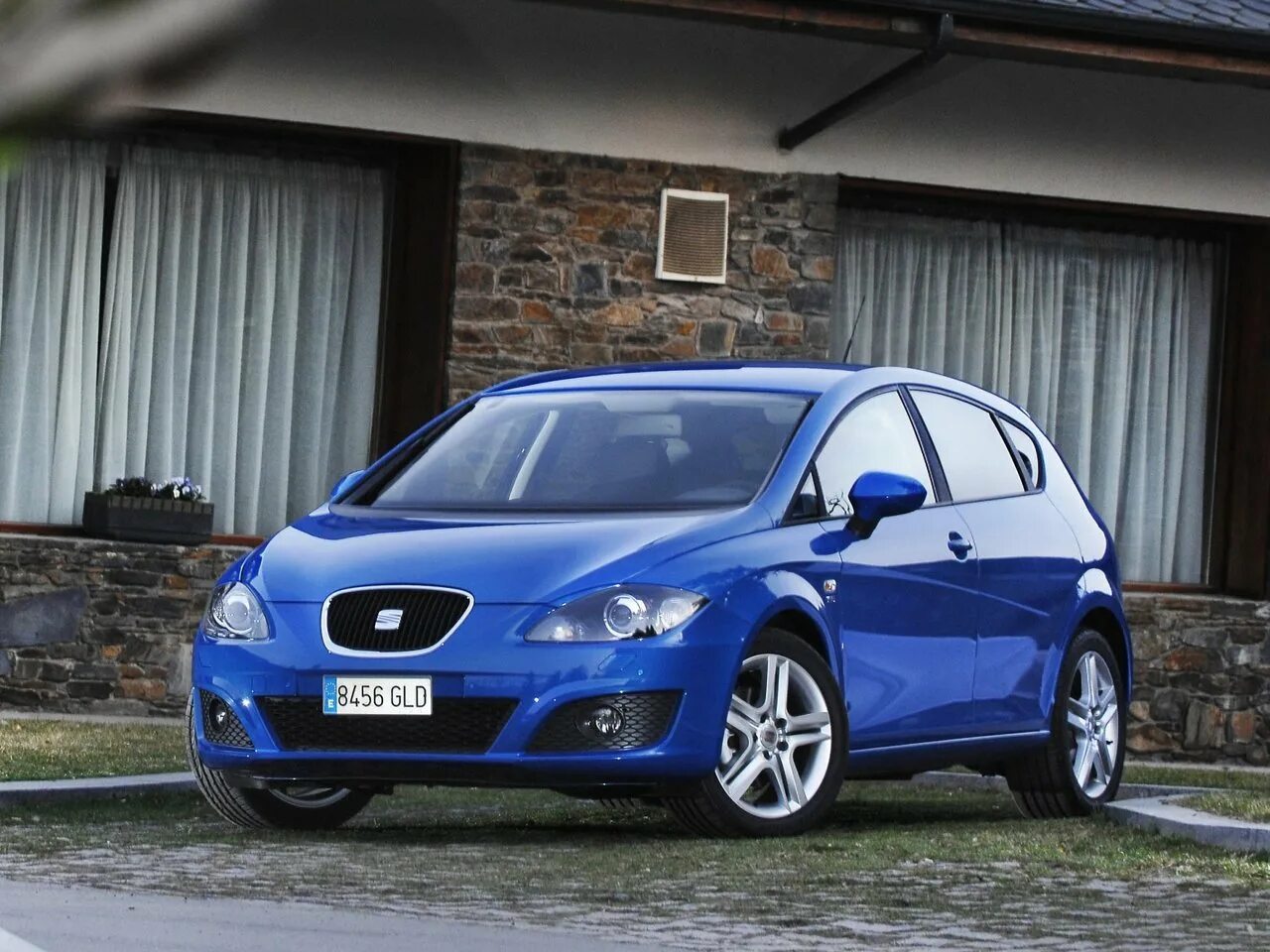 Seat Leon 2. Seat Leon 2 Рестайлинг.