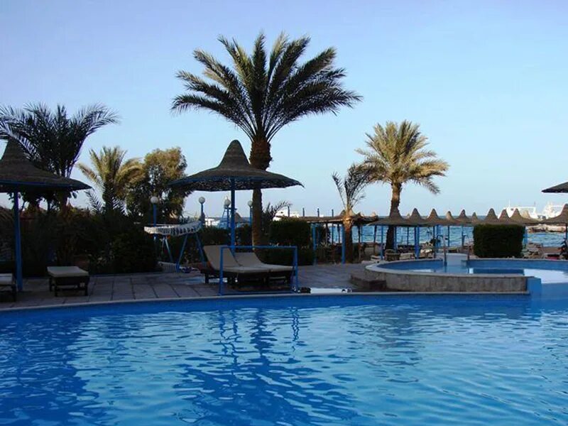 Roma host way. Roma host way aqua park 4*.