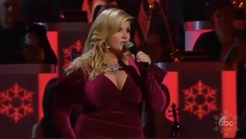 Trisha Yearwood huge boobs. robnor120. 