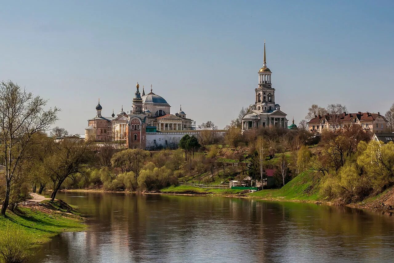 Население города торжок. Торжок Тверская область. Торжок города Тверской области. Торжок Тверская область достопримечательности. Тверская область Торжок Борисоглебский монастырь.