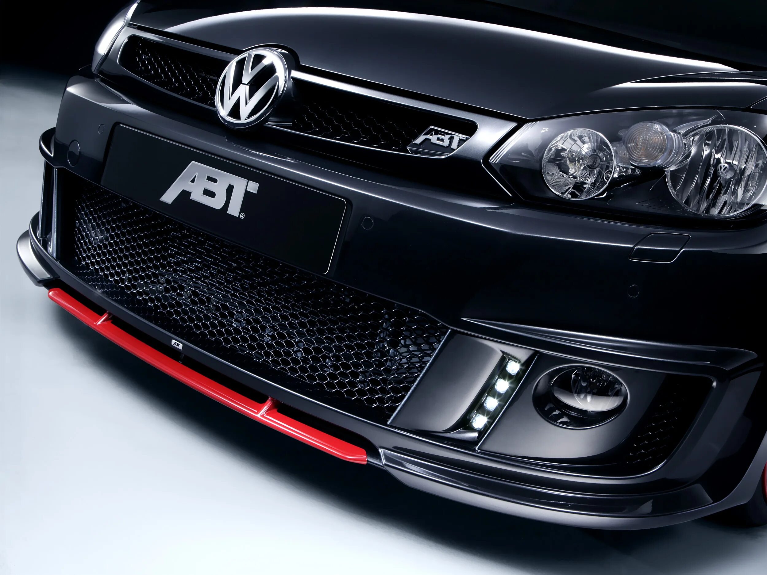 Бампер ваз 2115 передний серый. Покраска бамперов нива 21213. Передний бампер ваз 2115 трек. Передний бампер митсубиси лансер 10. Бампер передний киа рио 2019г.