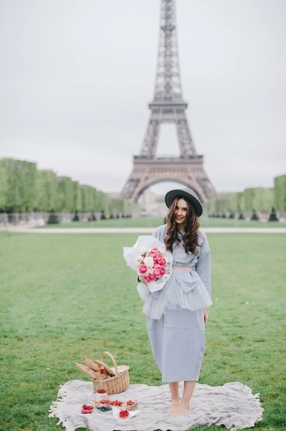 Стиль преппи шик. Образ француженки. Платья в парижском стиле. Мода парижа франции стиль парижский шик. Парижский гаврош стиль.