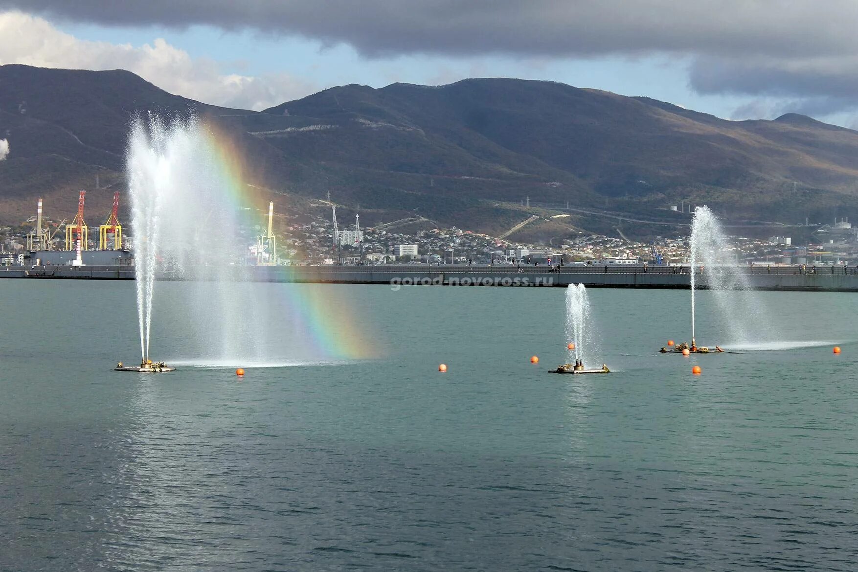 Новороссийск novorossiysk море. Новороссийск / Novorossiysk. Новороссийск море набережная. Новороссийск город курорт. Новороссийск море.