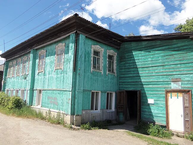 Г кунгур красная ул 15. Хостел кунгур. Красная. Красная 21 кунгур. Улица красная кунгур.