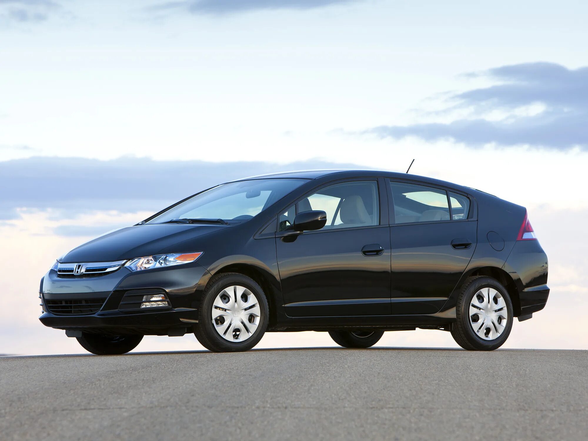 Honda ze2. Honda Insight 2012. Хонда Инсайт гибрид. Honda Insight 2014. Honda Insight 2011.