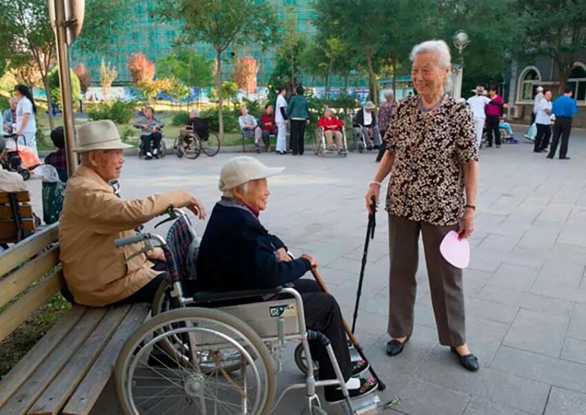 В китае есть пенсия. Китайские пенсионеры. Пенсия в Китае. Пенсионное обеспечение в Китае. Пенсионная система Китая.