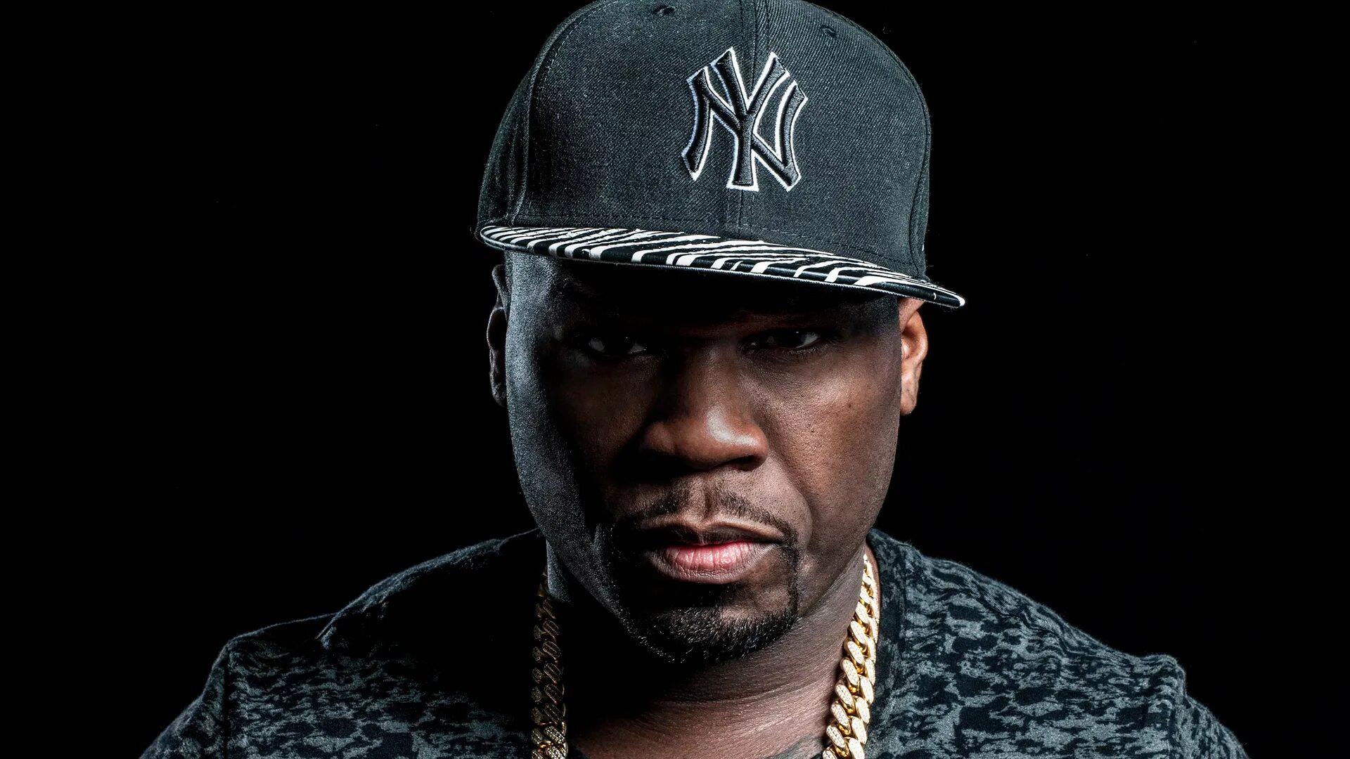Яркость 50 центов. Рэпер 50 Cent. 50 Центов рэпер. Рэп фифти сент 50. 50 Cent американский рэпер.