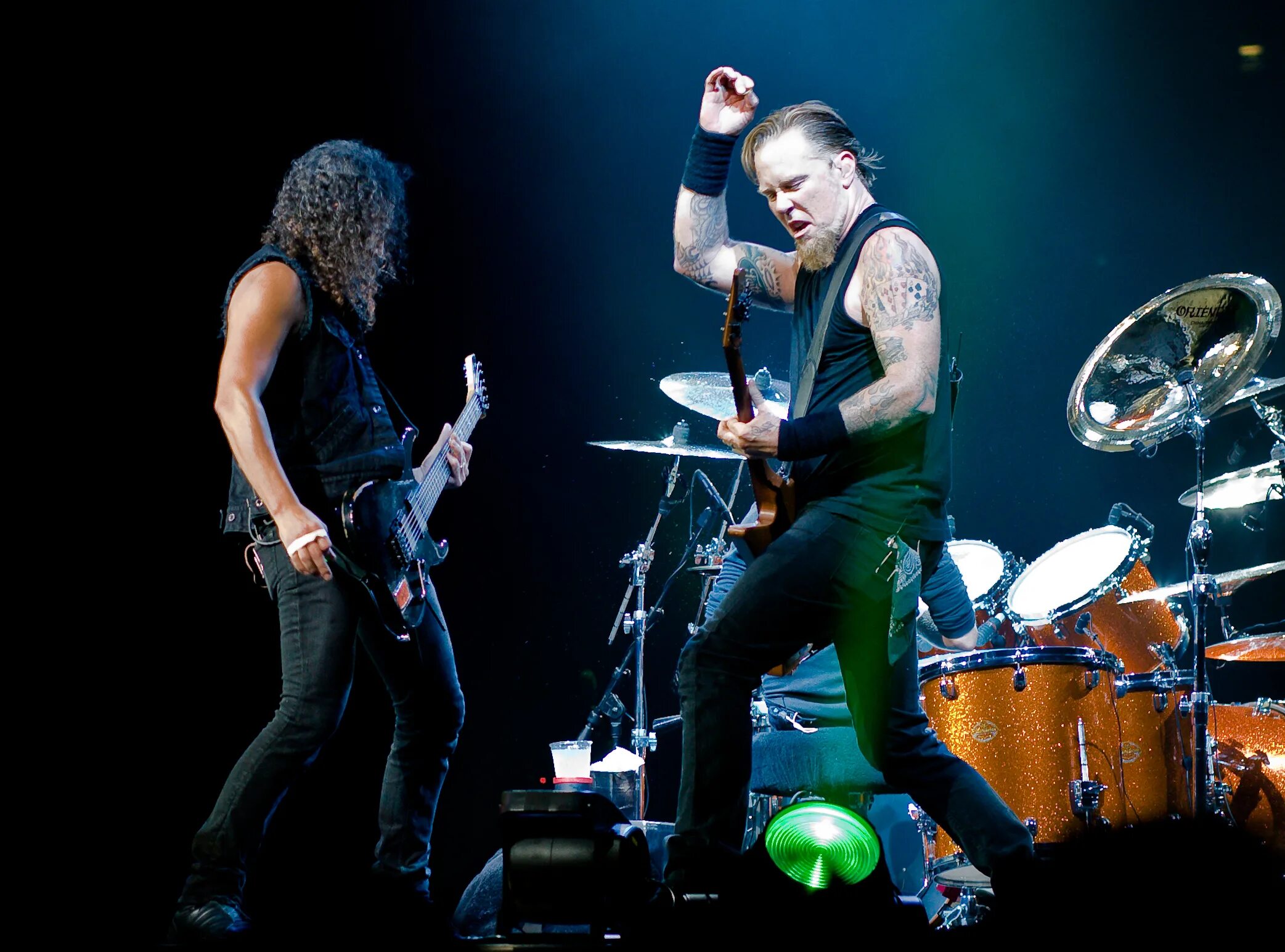 Концерты метал групп. Metallica James Hetfield 2003. Lux Æterna Metallica. Металлика 2008.