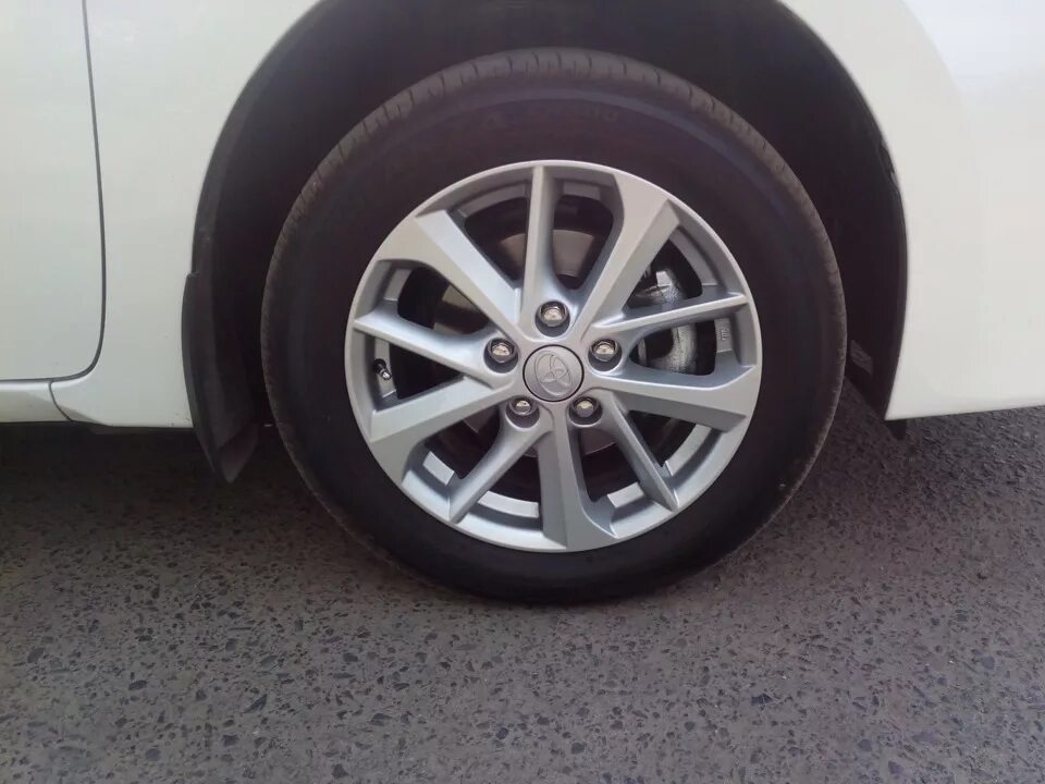 оригинальные диски тойота камри 70. тойота королла е150 оригинальные литые диски. диски р16 тойота королла. оригинальные диски тойота королла. диски р17 тойота королла.