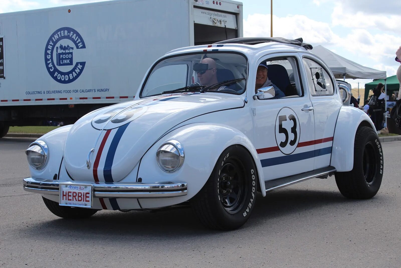 Фольксваген кафер жук. Vw beetle 53. Херби фольксваген-жук сумасшедшие гонки. Volkswagen жук 1963. Фольксваген жук херби.