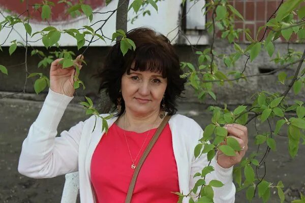 Женщины старше 60 лет для серьезных отношений. Незамужние женщины после 40. Девушки старый оскол. Женщину в старом осколе. Женщины для встреч г мелеуз.