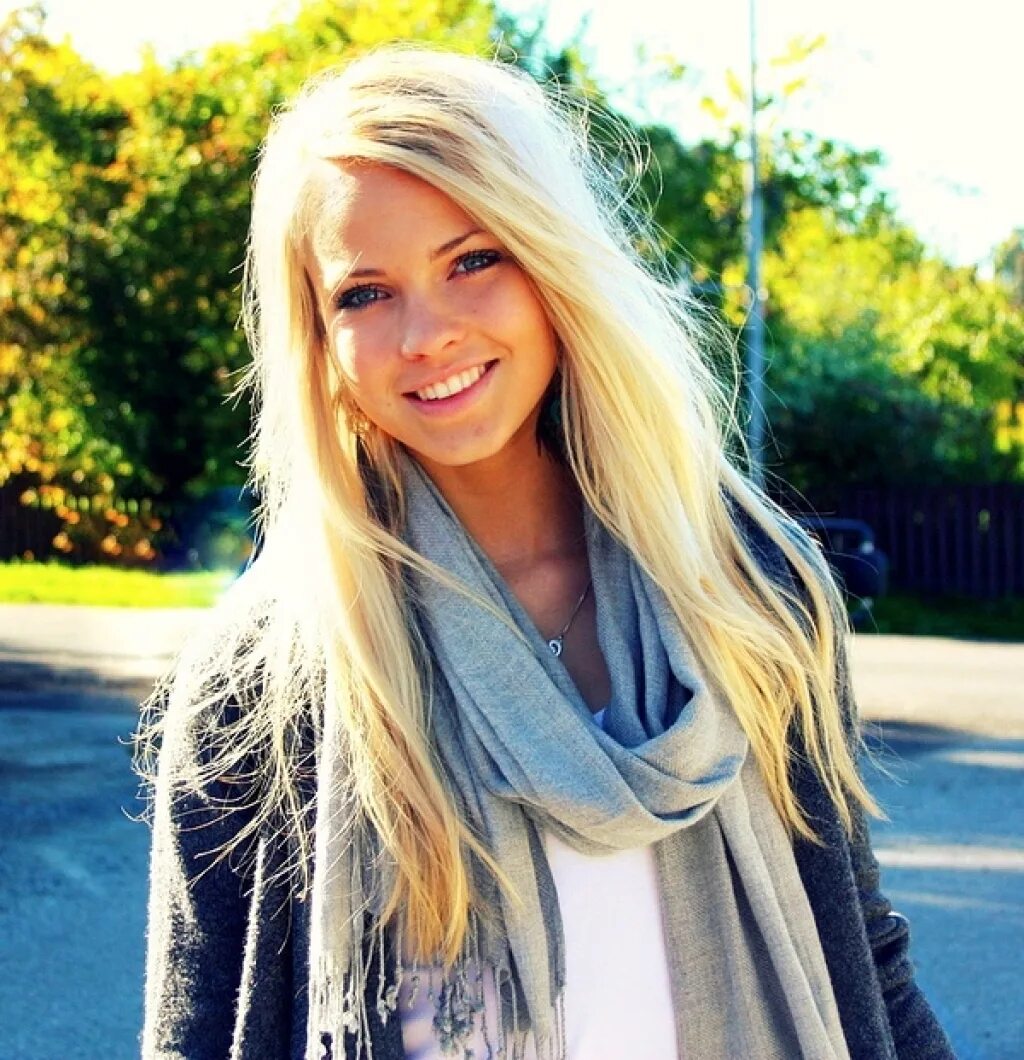 Emilie Nereng. Emilie VOE Nereng. Blonde teen 18