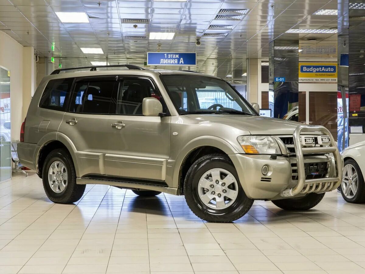 Мицубиси паджеро 2006. Mitsubishi Pajero 2006. Митсубиси Паджеро 2006 года. Митсубиси Паджеро 3 2006. Митсубиши Паджеро 2006 года.