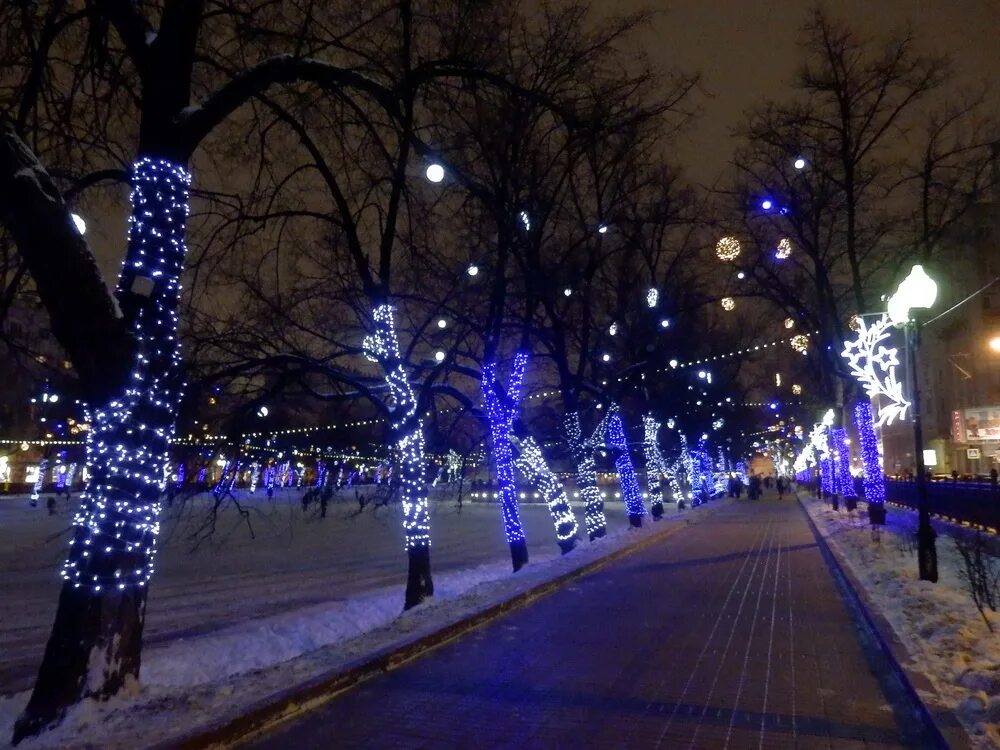 Бульвары ночью. Бульвары ночью