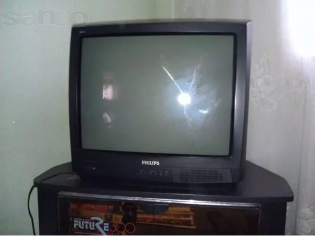 Телевизор ростов на дону цена. Телевизор Филипс 51 см. Телевизор кинескоп Филипс 51см. Телевизор Филлипс диагональ 51 см. Телевизор Philips 1998 года 51 см.
