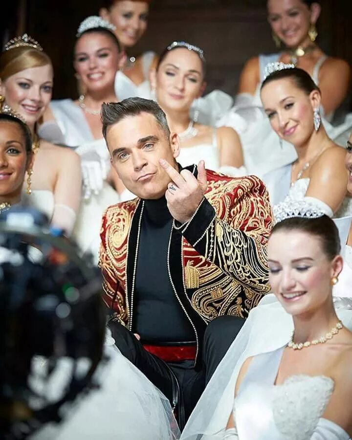 Robbie williams party like a. Robbie williams party like a russian. робби уильямс party like. робби уильямс russian party. робби вильямс пати лайк а рашн.