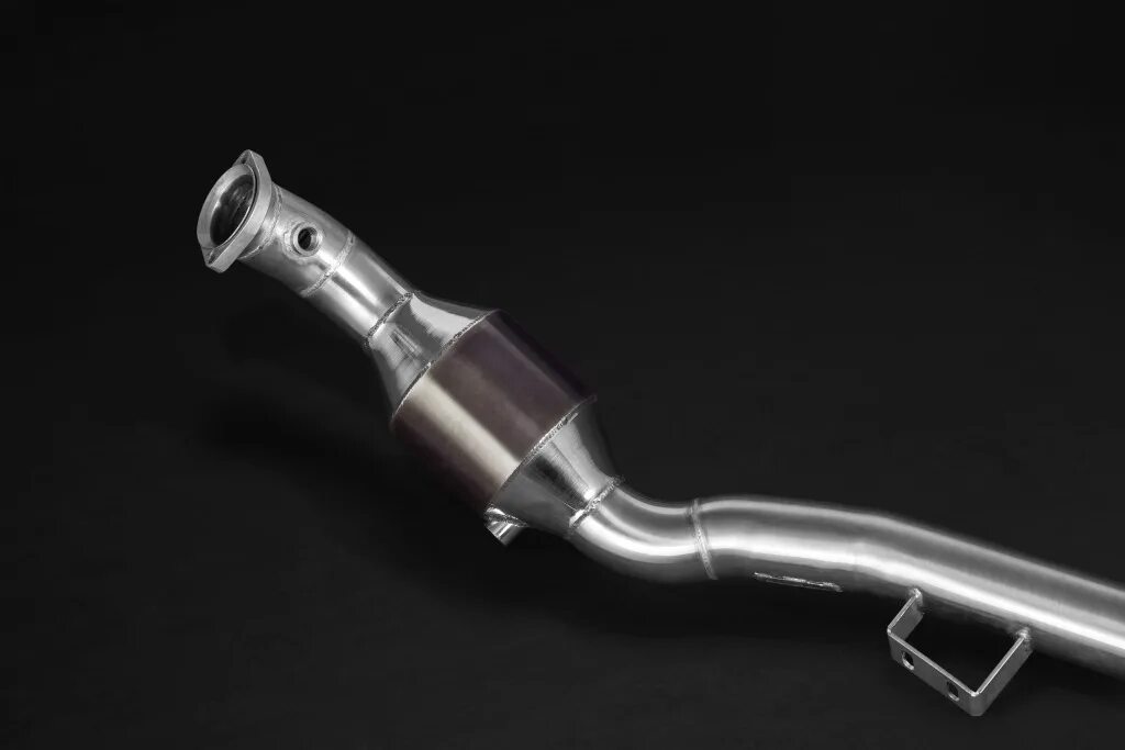 Cls выхлоп. E63s amg downpipe. даунпайп мерседес 212. даунпайп на выхлопную систему mercedes w212. cls 63w218 выхлоп.