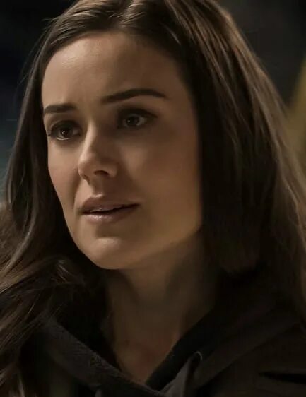 Мюзикл кабаре лайза минелли. Сериал юная джош. Кабаре, сша, 1972, боб фосс. Кабаре фильм 1972. It was friday evening liz was looking.