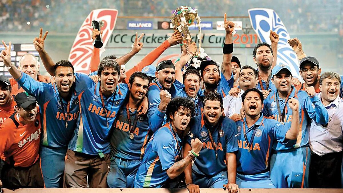 Команда cup. 2011 Cricket World Cup win. MCNEAL World Cup Team. India celebrate Cricket. Team win Cup.