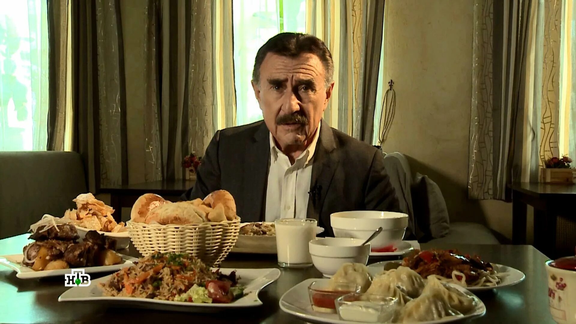 Аминадав каневский художник. Л. Стихи марса фазлыахметова. Художник аминадав каневской. Каневский цикл.