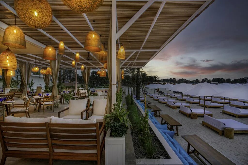 Radisson blu абу даби. Рэдиссон абу даби. абу даби radisson blu hotel. radisson blu resort abu dhabi corniche 5. corniche hotel abu dhabi 5* (abu dhabi).