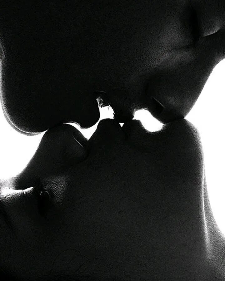 Страстный поцелуй. Нежный поцелуй. Чувственный поцелуй. Красивый поцелуй. Страстно целую губы
