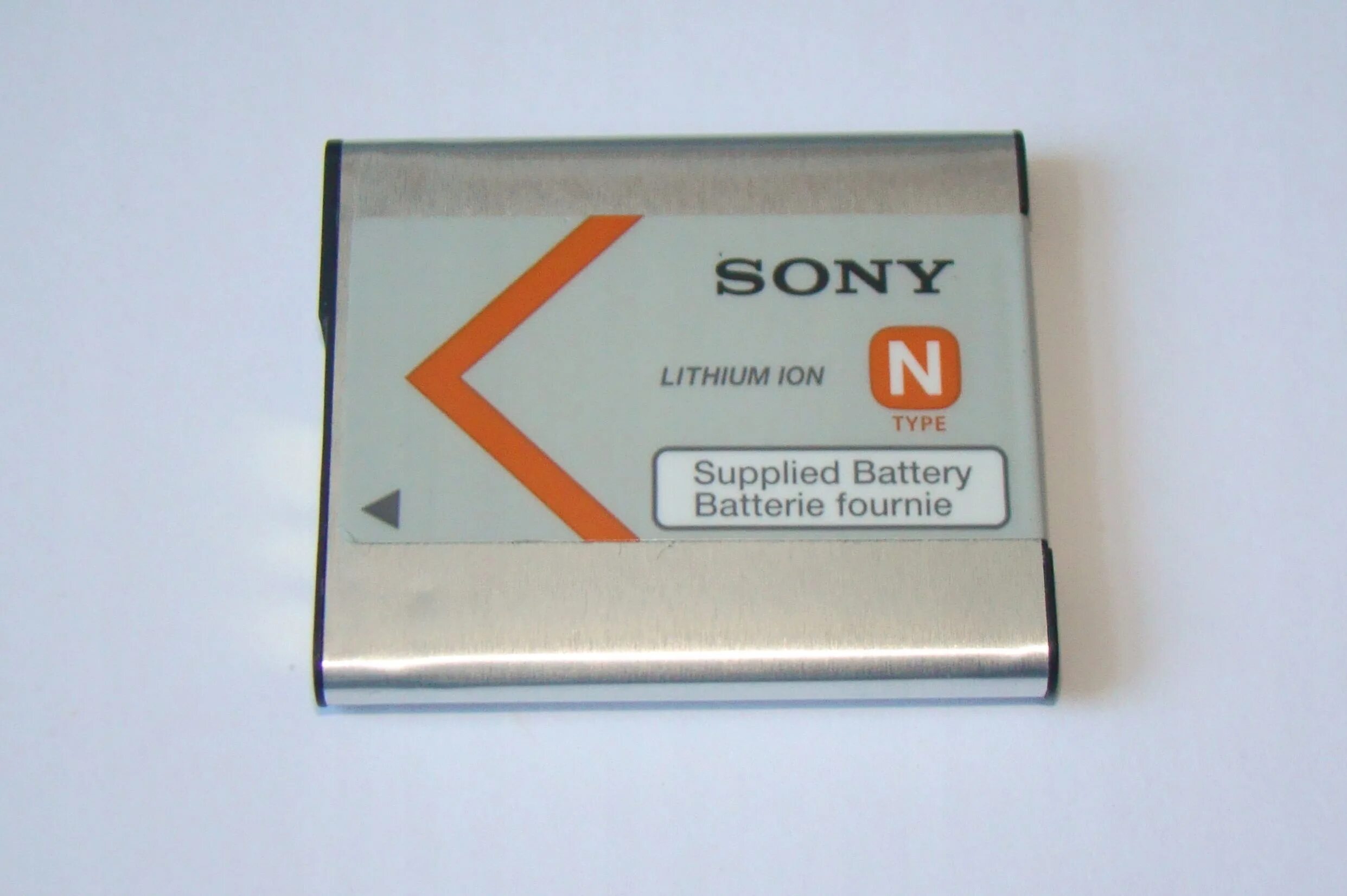 Sony batteries. Sony NP-bn1. NP-bn1 аккумулятор. Аккумулятор Sony NP-BN. Sony NP-bn1 фотоаппарат.